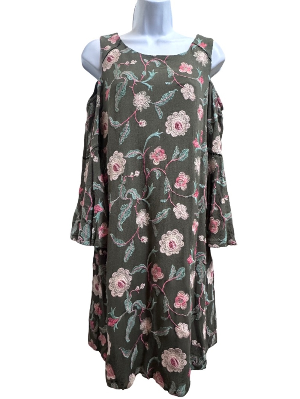 Luxology Embroidered Cold-Shoulder Olive Floral Dress with 3/4 flared sleeves - Picture 3 of 7